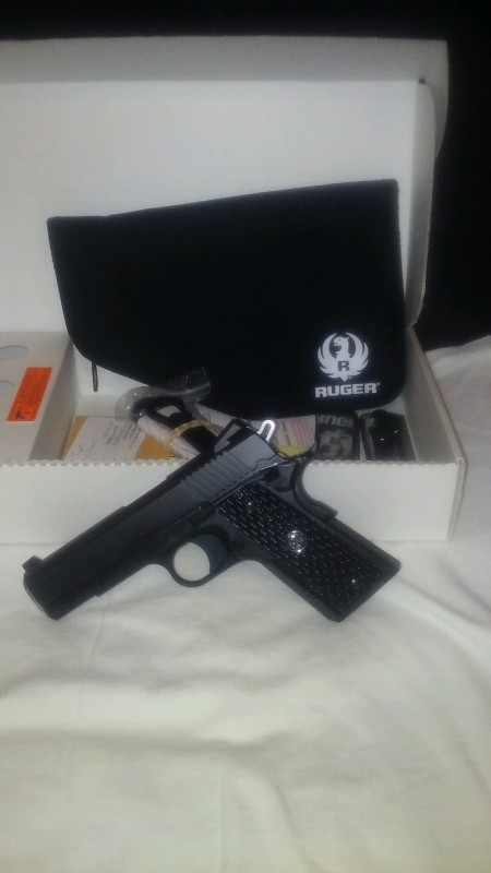 Ruger SR1911 NW CMDR with accessories.jpg